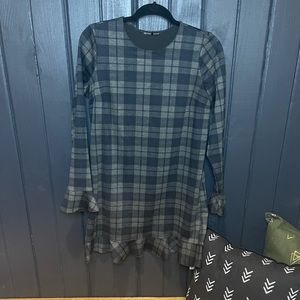 Zara plaid long sleeve dress
